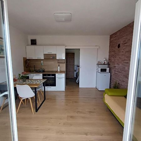 Apartments Jelka Banjol Εξωτερικό φωτογραφία