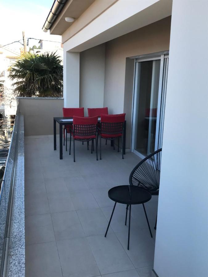 Apartments Jelka Banjol Εξωτερικό φωτογραφία