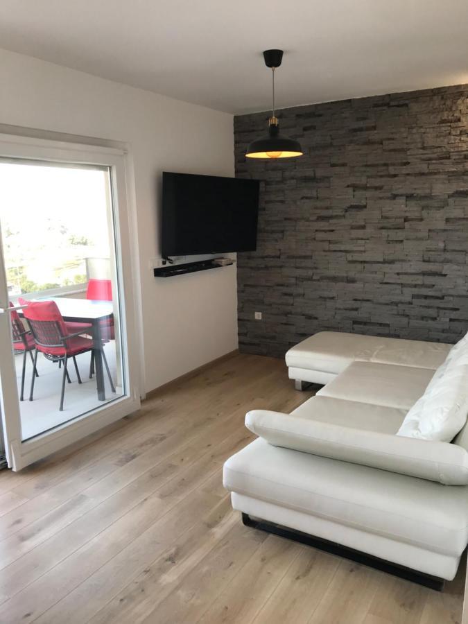 Apartments Jelka Banjol Εξωτερικό φωτογραφία
