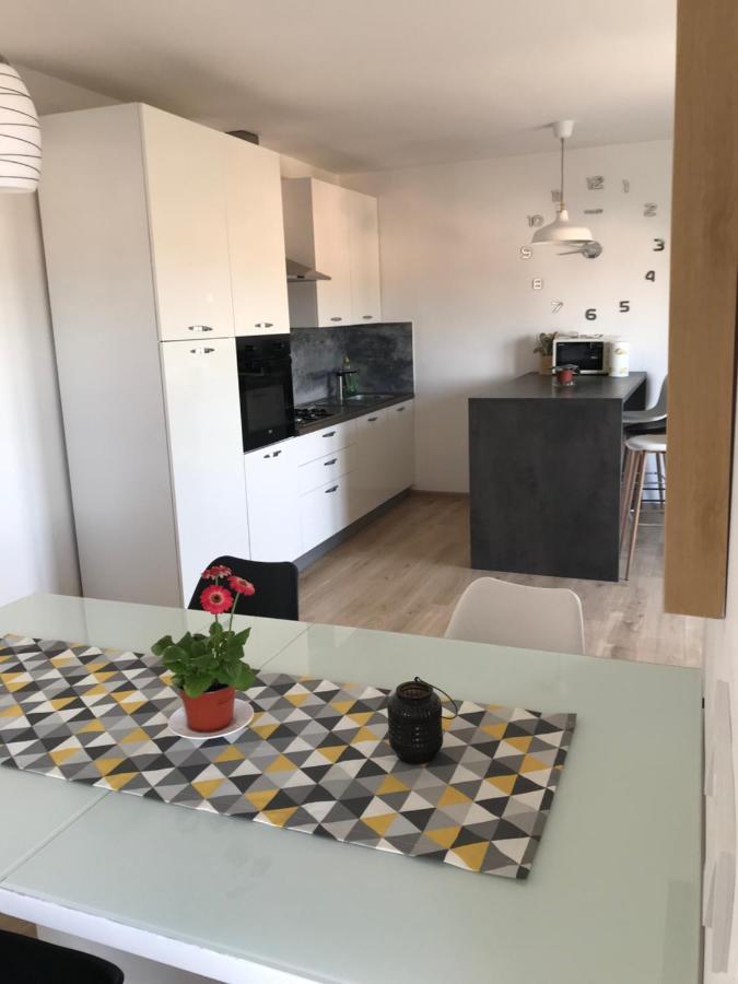 Apartments Jelka Banjol Εξωτερικό φωτογραφία