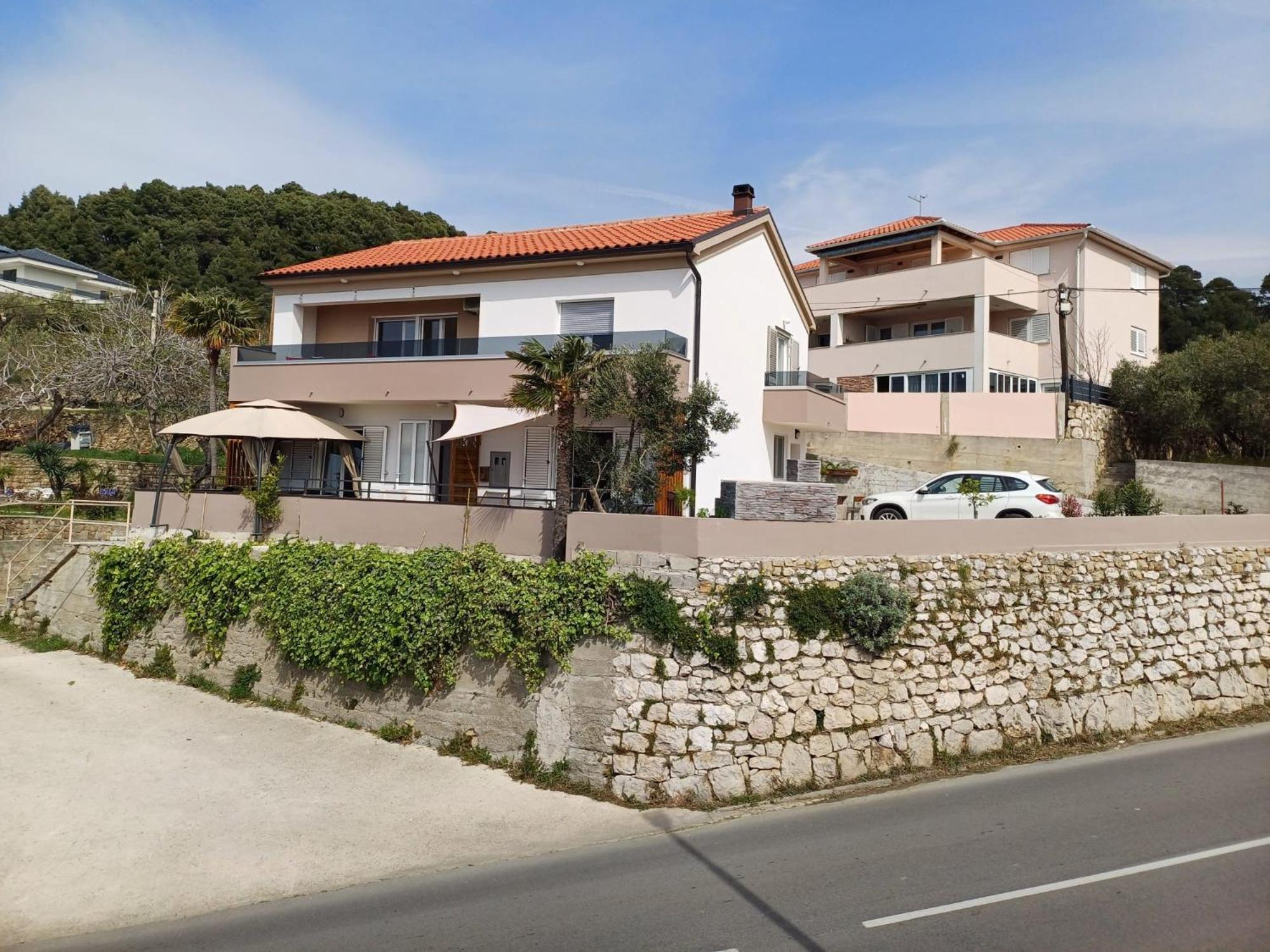 Apartments Jelka Banjol Εξωτερικό φωτογραφία