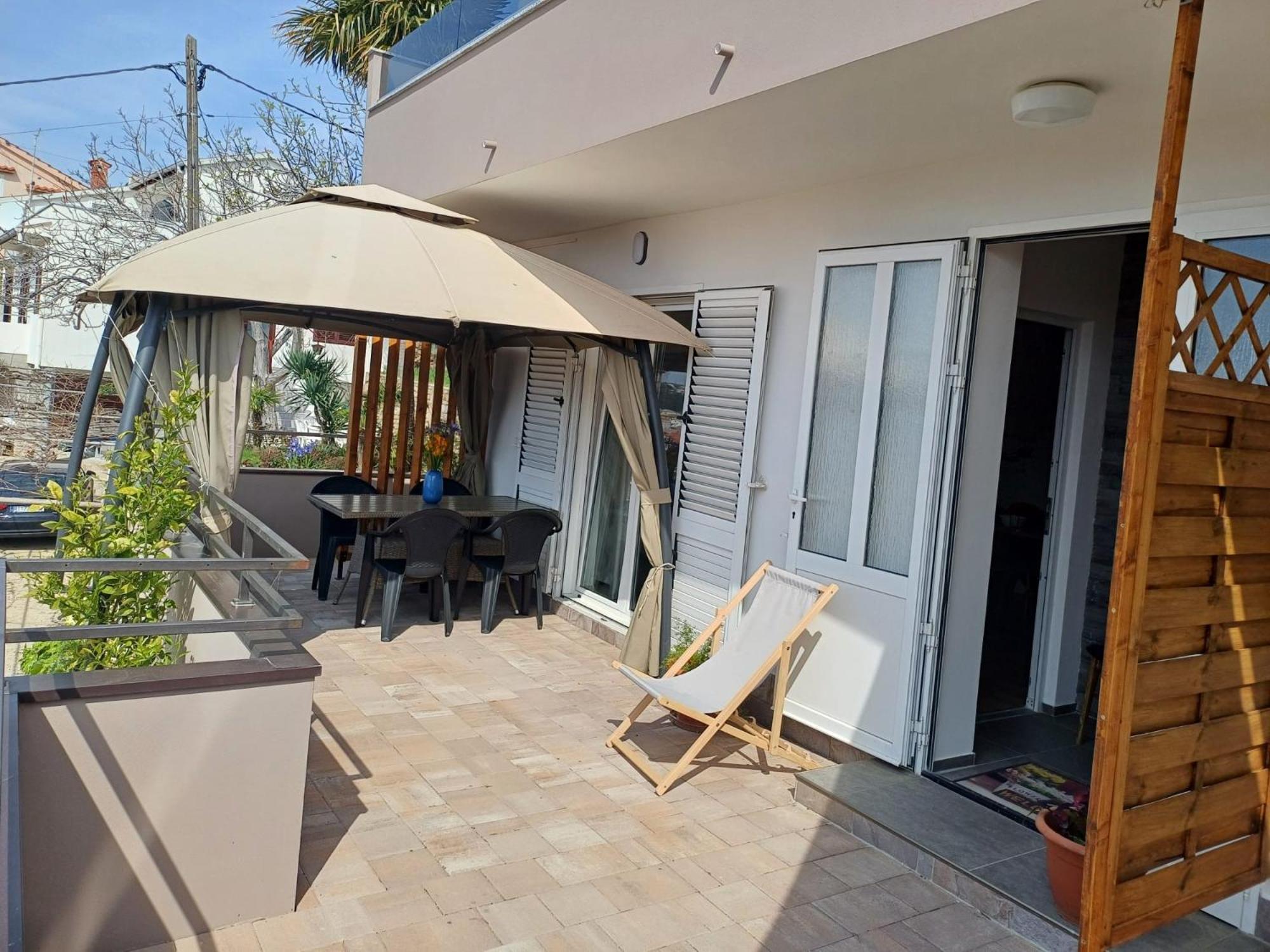 Apartments Jelka Banjol Εξωτερικό φωτογραφία